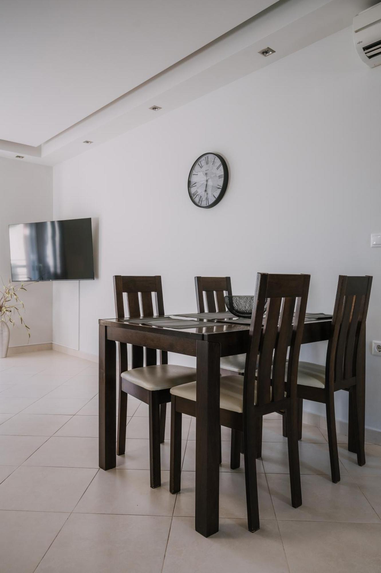 Hb Modern Apartments Толон Экстерьер фото