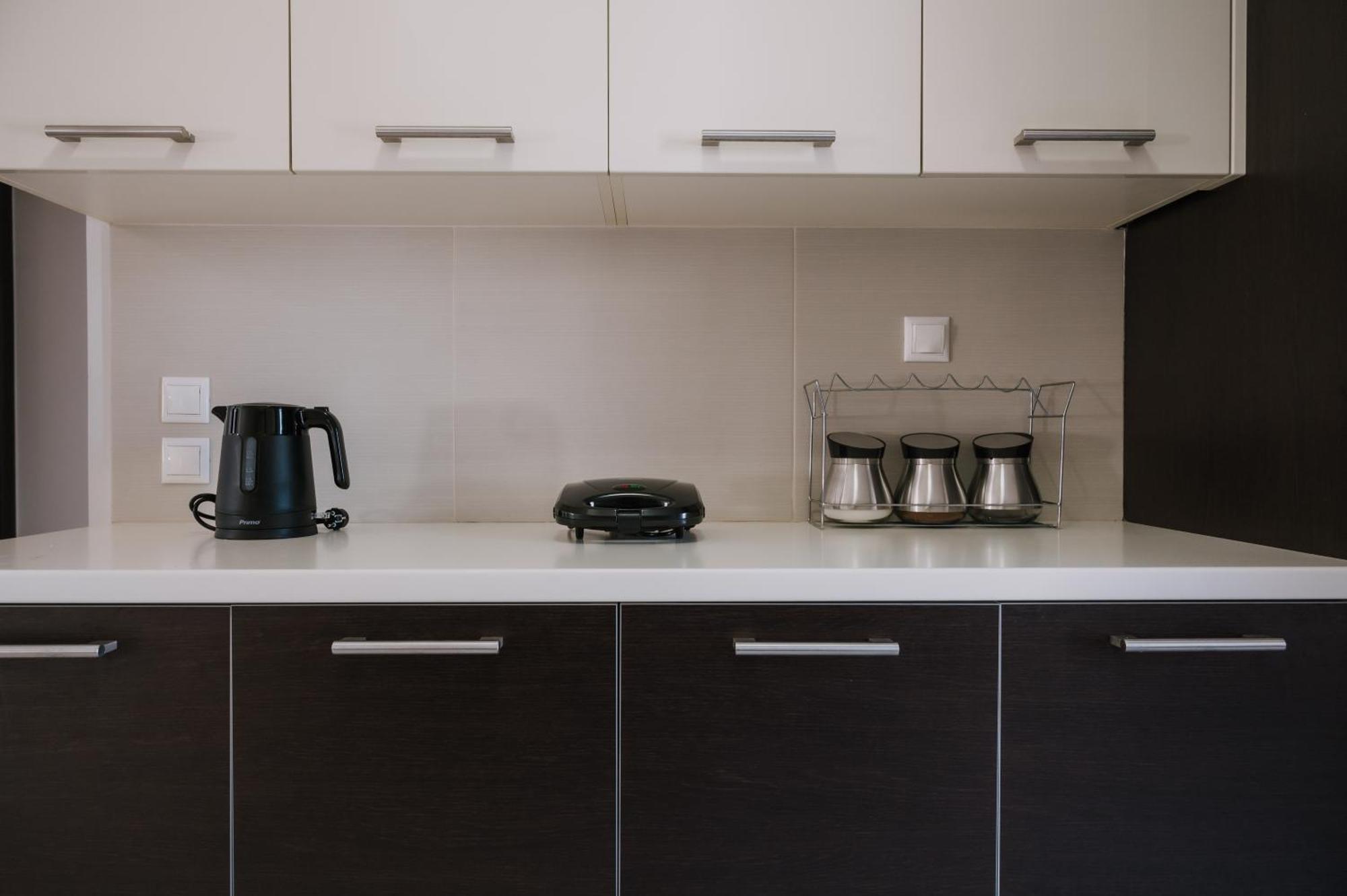 Hb Modern Apartments Толон Экстерьер фото