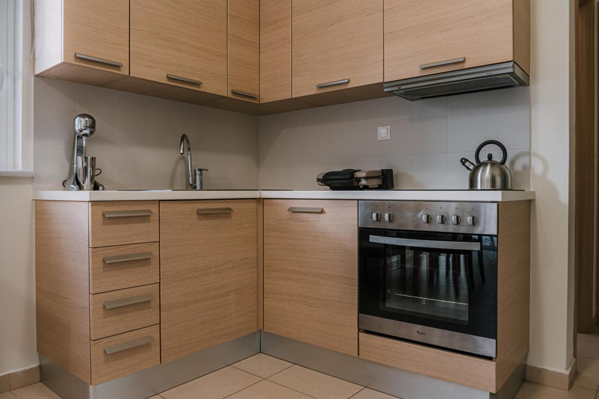 Hb Modern Apartments Толон Номер фото